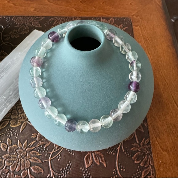 Genuine 6 mm Bead AA Grade Fluorite Crystal Gemstone Stacking Bracelet - Picture 2 of 7